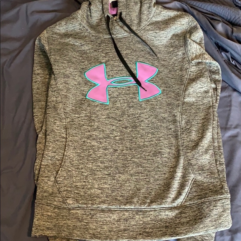 Under Armour sweatshirt size small